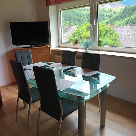 Four Season Irene Appartement *